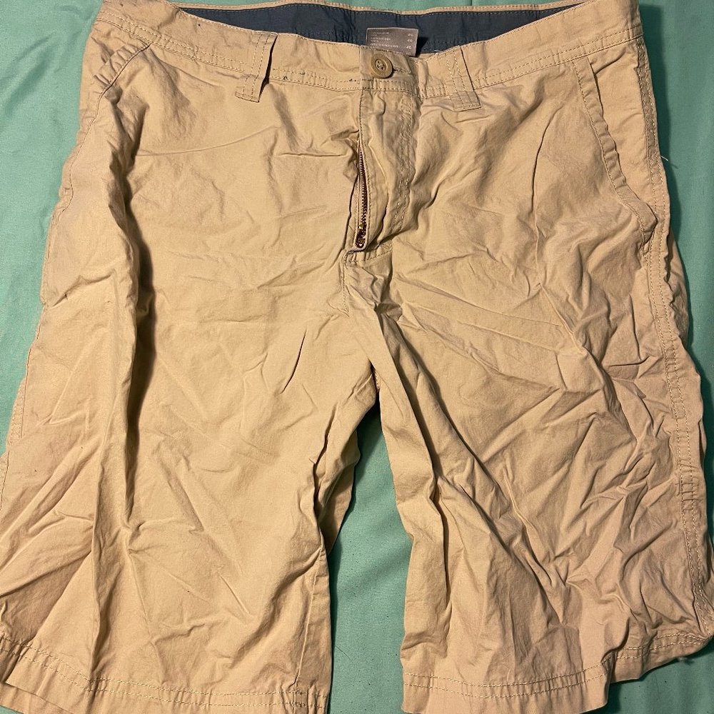 Columbia shorts